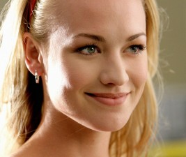 Yvonne Strahovski opět ve službách CIA!